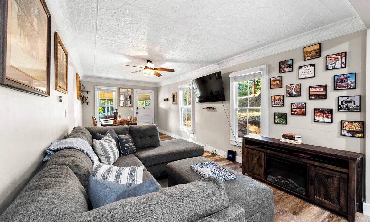 Julian House | Enjoy Mountain Views w/Hot Tub, Fire Pits & BBQ