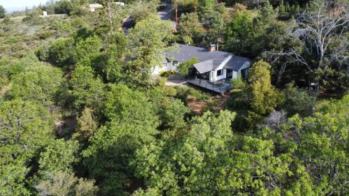 Julian Villa | EPIC VIEWS, Large Deck, BBQ, Private, Close to Julian, Great for Families or Entertaining