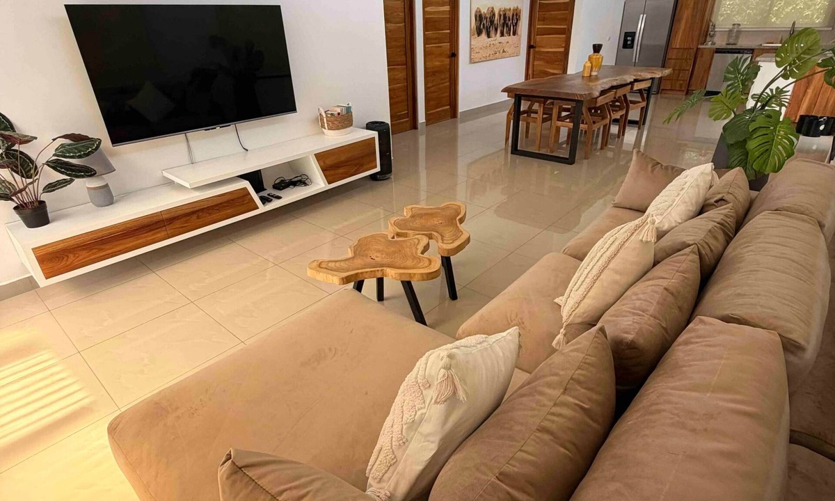 Ballena House | Exclusive Villa with Pool in Bahía Ballena