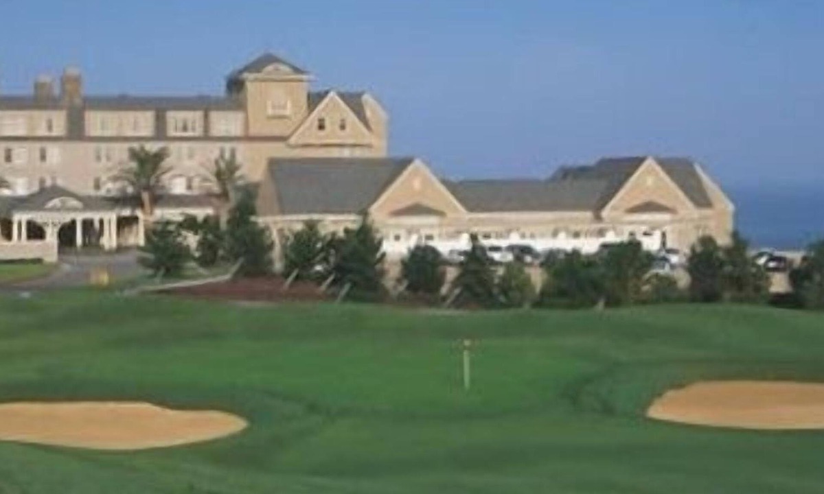 Half Moon Bay House | Executive Vacation House Next to Ritz-Carlton in Half Moon Bay