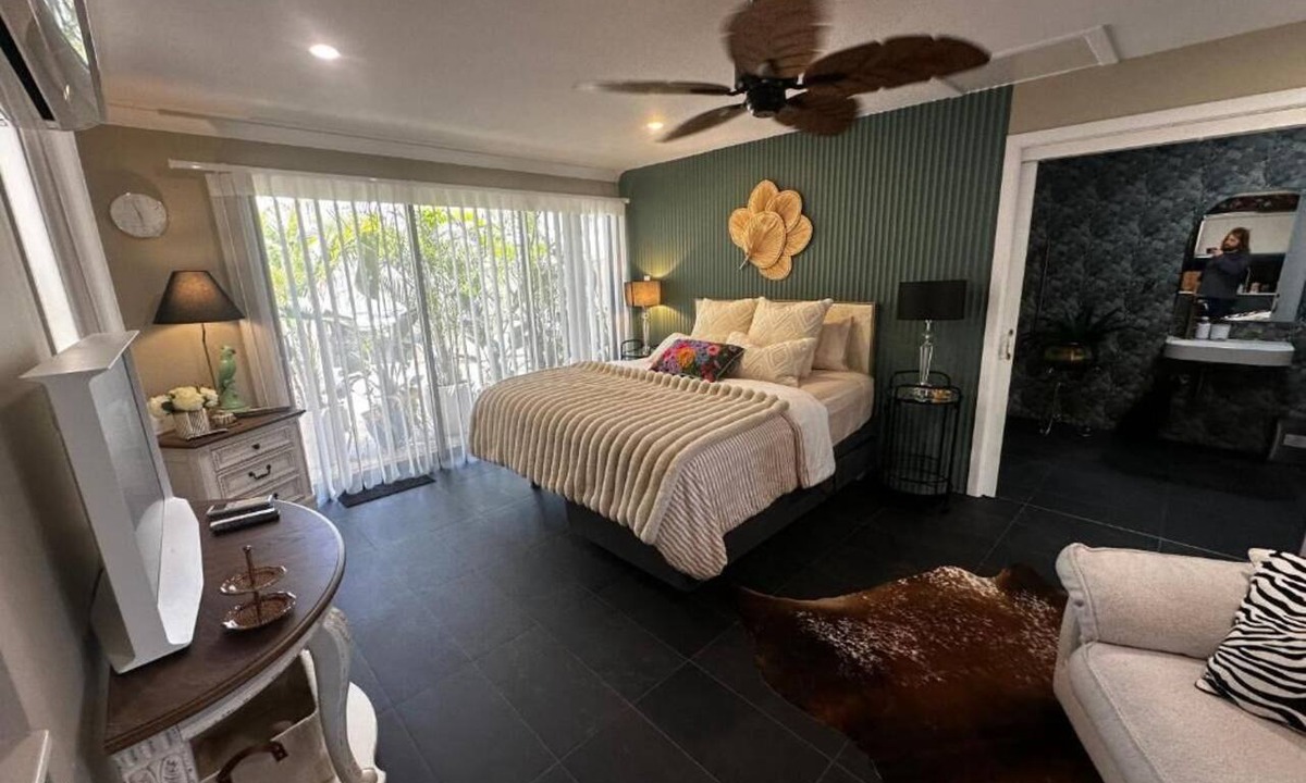 Point Vernon Apartment | Experience first-class service at Bay Bliss Haven, a unique, tranquil setting.