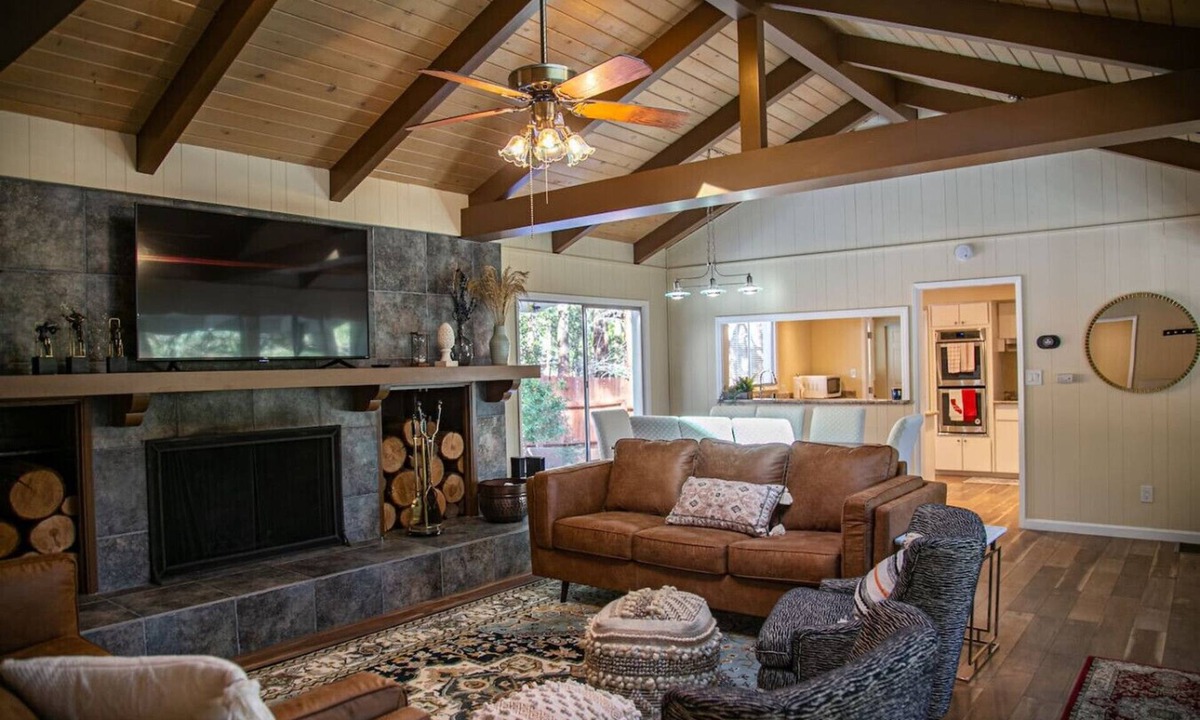 Idyllwild Apartment | Families love! Comfort, Tranquil Beauty, Near All