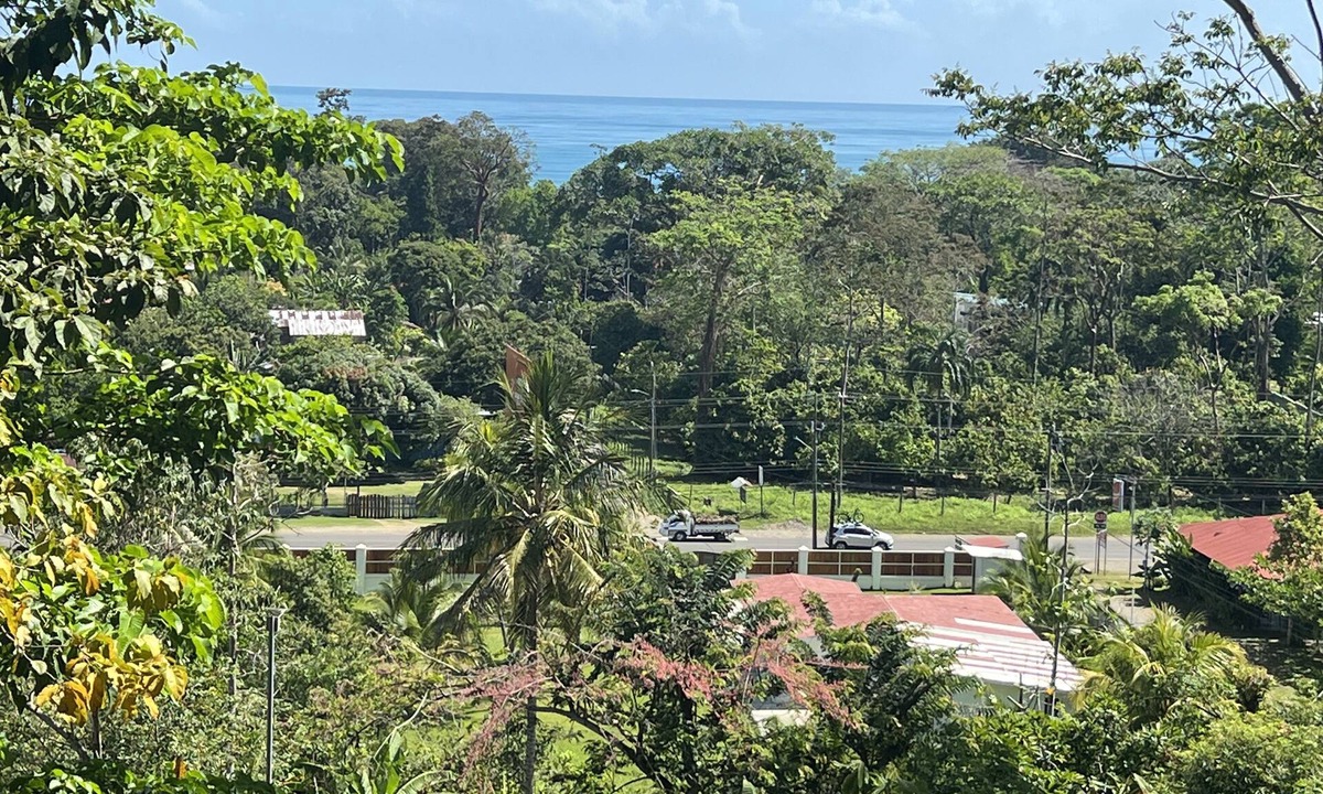 Cahuita House | Finca casa Blanca
