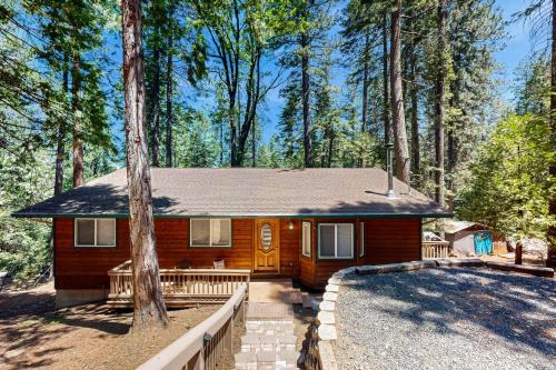 Arnold House | Fire Pit, Near Lake: 'Evergreen Escape' in Arnold