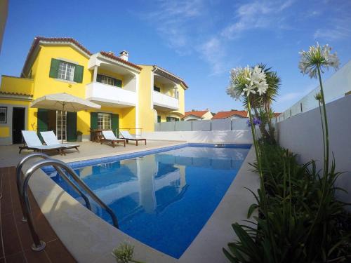 Santa Maria e Sao Miguel House | FlowerHouse