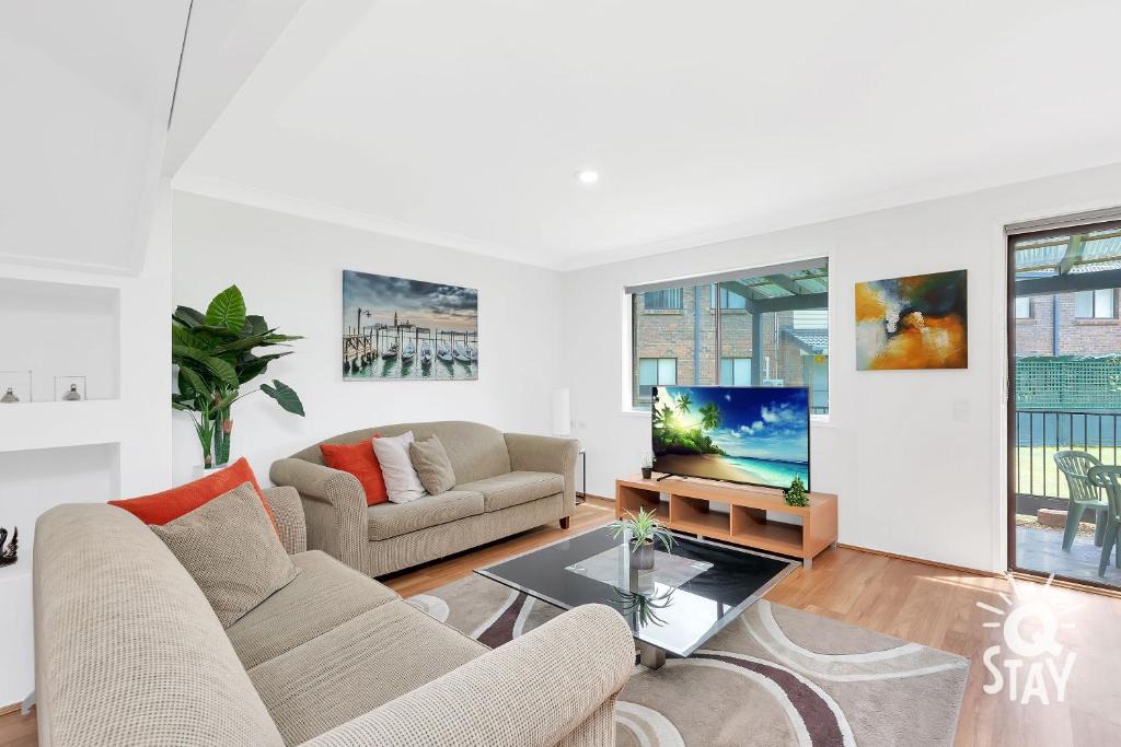 Nerang Apartment | Fountain View Estate - QSTAY