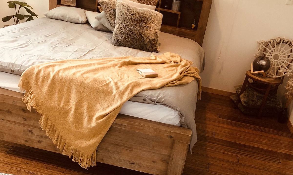 Pimpama House | FREE THEME PARK TRANSFERS!!! 🚘 HOT TUB/SPA AND FIREPLACE 🔥 🥂🍹!!