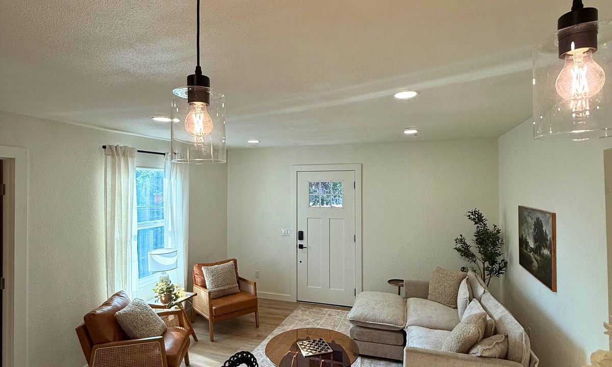 Redding House | Furnished, Convenient Home Near Redding Hospitals