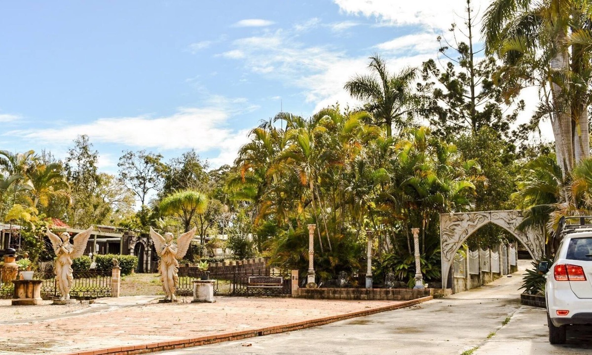 Nerang House | Gold Coast Nerang 99 House