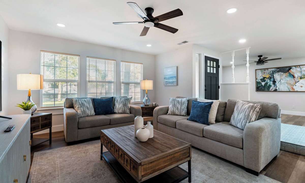 Madera House | "Golden Retreat –3BR/2BA Escape" located in the top neighborhood in Madera