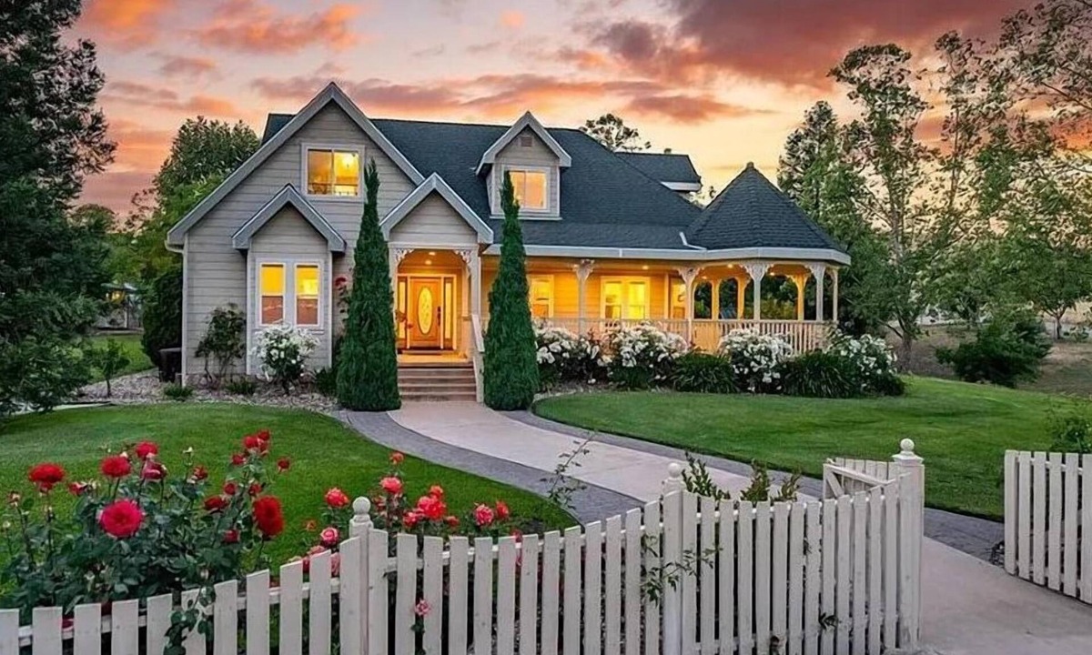 Atascadero House | Gorgeous 6BR Estate 10 miles to SLO