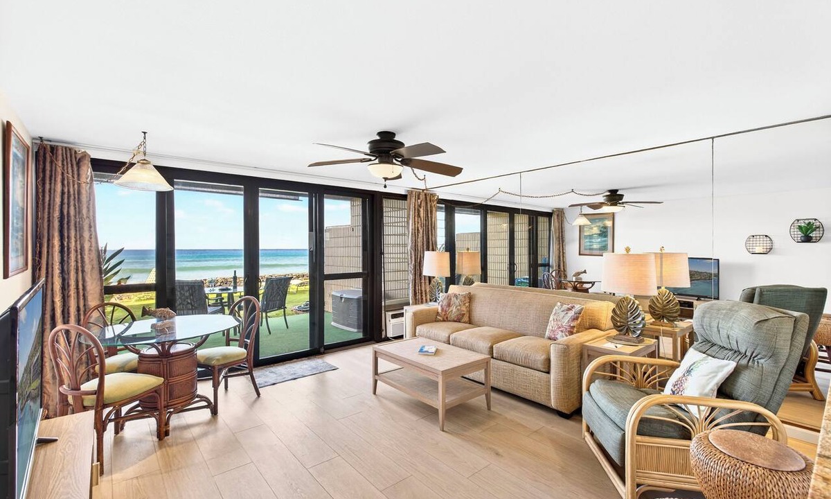 Honokowai Condo | Ground floor! Swim with the turtles! Book now!