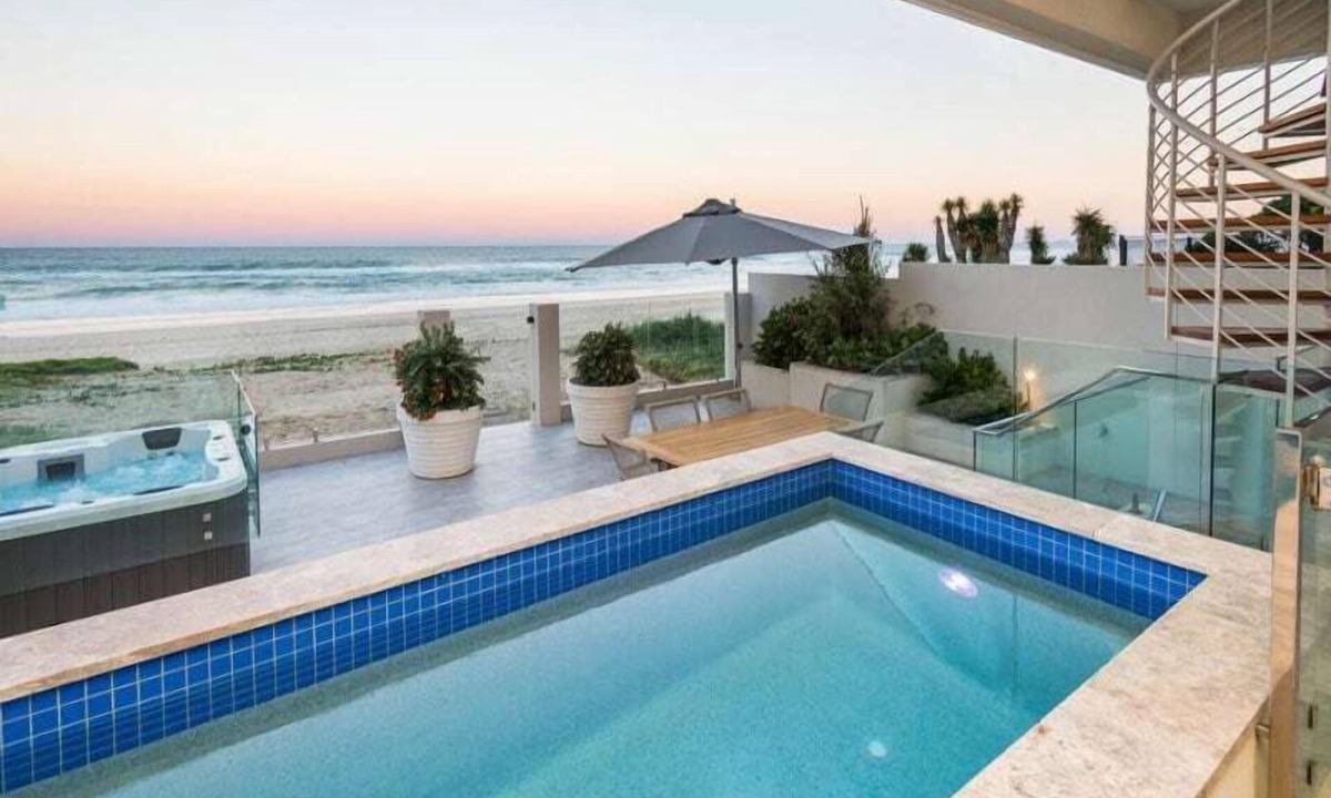 Main Beach House | Hamptons Beachfront House