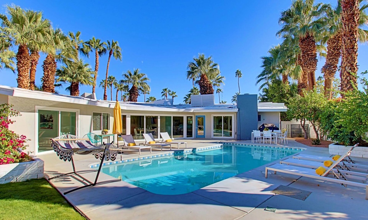 Tahquitz River Estates House | Harlow House - Boho-Chic meets Moroccan flair!