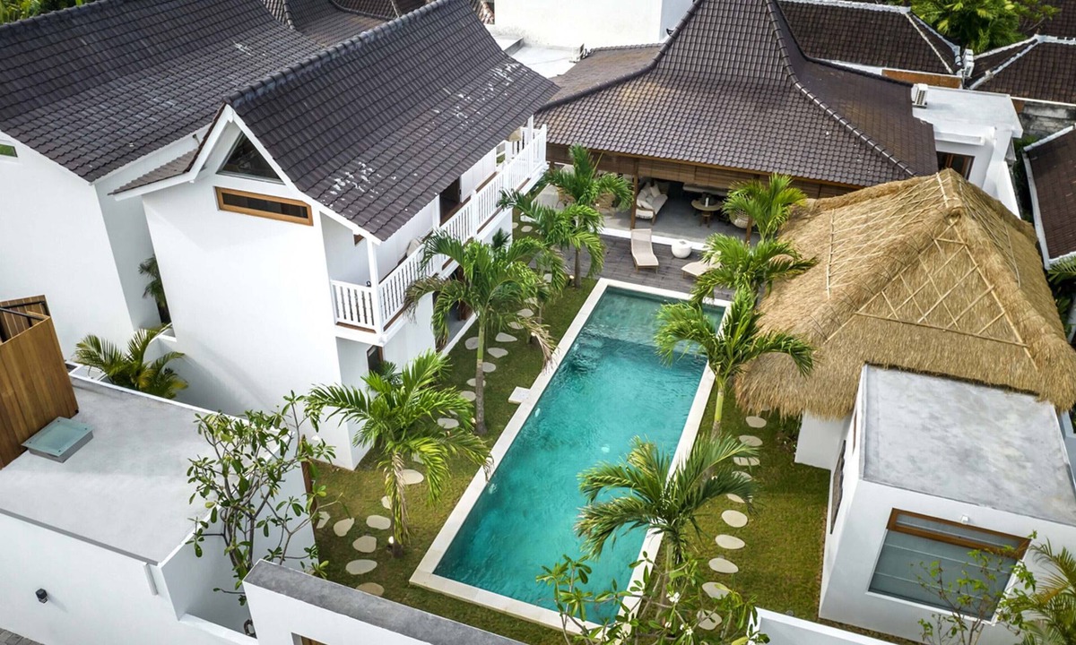 Seminyak Villa | Heaven 5 BR Pool Villa Seminyak near the beach