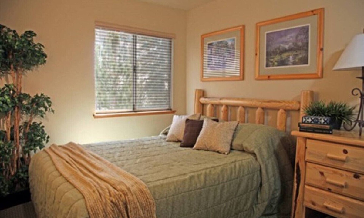 Tahoe Village Condo | Heavenly Perennial VC-3B Tahoe Village, NV.