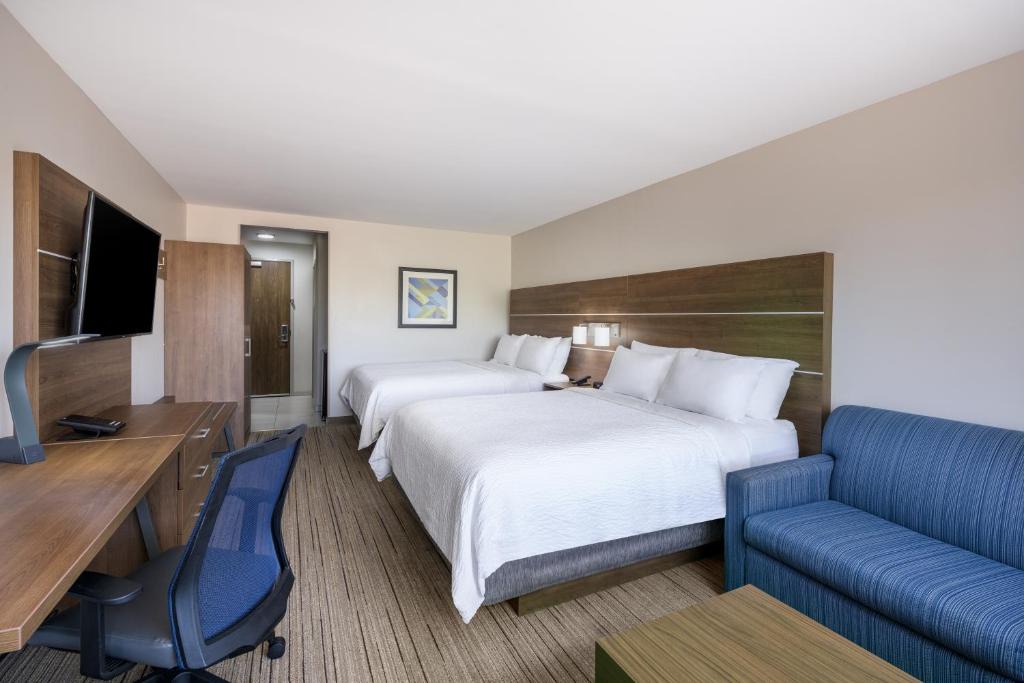 Gilbert Hotel | Holiday Inn Express & Suites - Gilbert - East Mesa by IHG