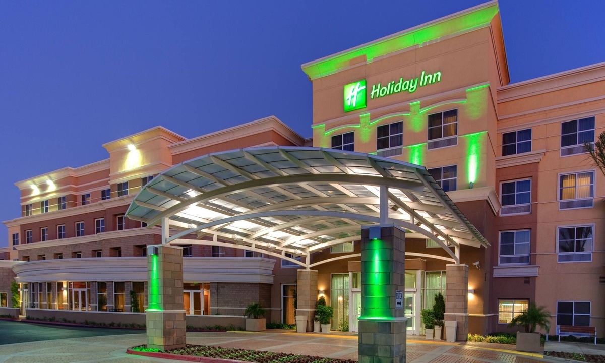 Ontario Hotel | Holiday Inn Ontario Airport by IHG