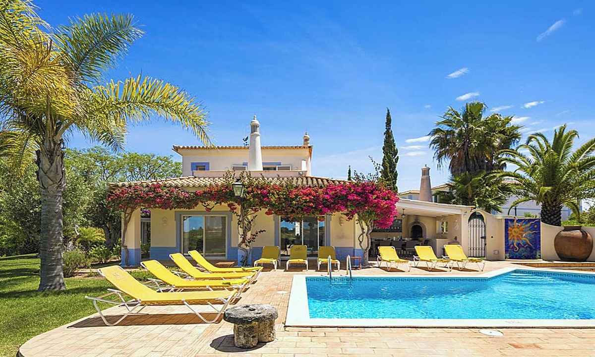 Estombar Villa | Homerez - Villa in Carvoeiro