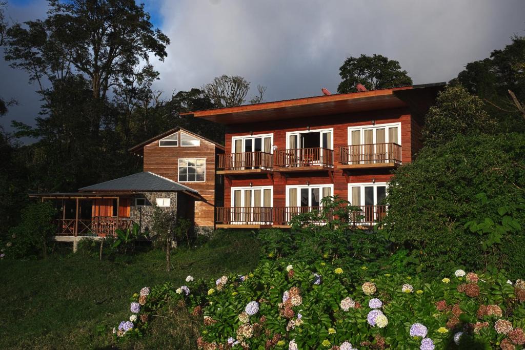 Sierra Hotel | Hotel Bosque Verde Lodge