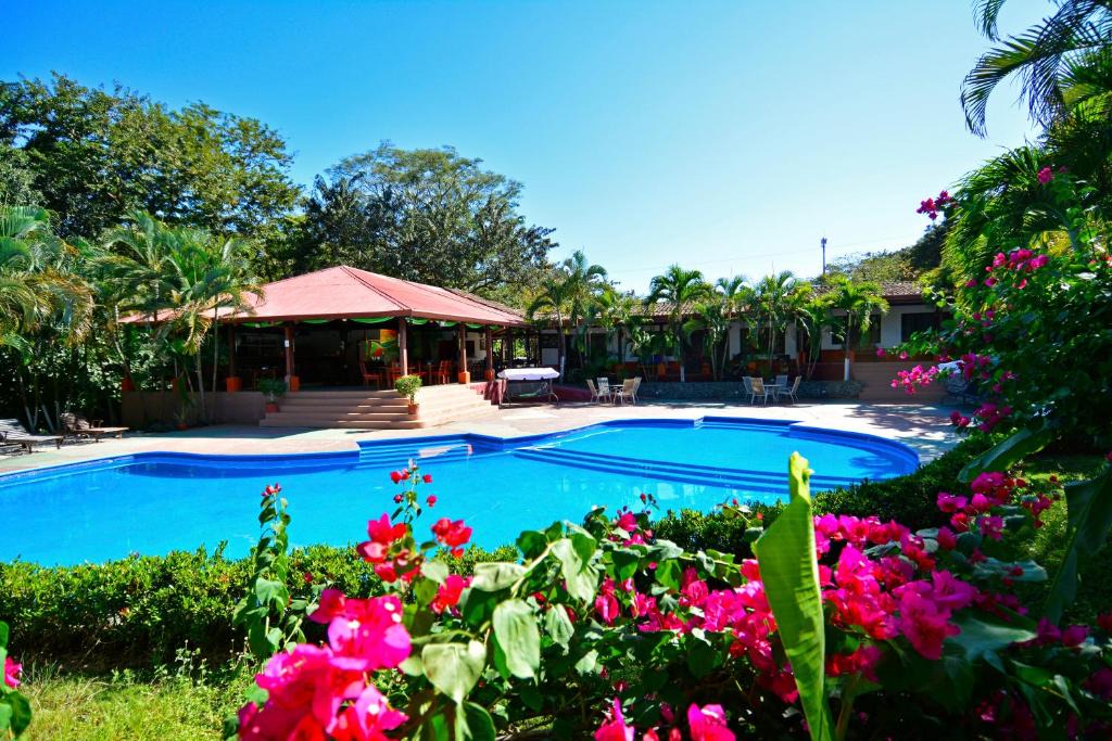 Puerto Carrillo Hotel | Hotel Hacienda del Mar