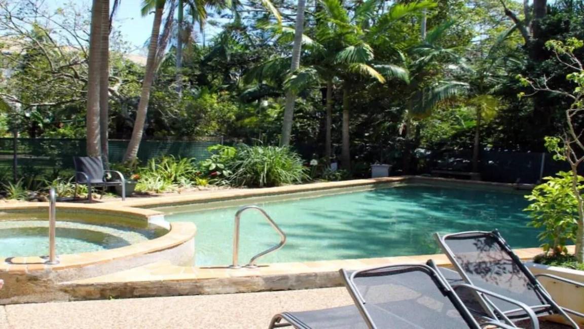 Burleigh Waters House | House ∙ 2 bedrooms ∙ 4 guests