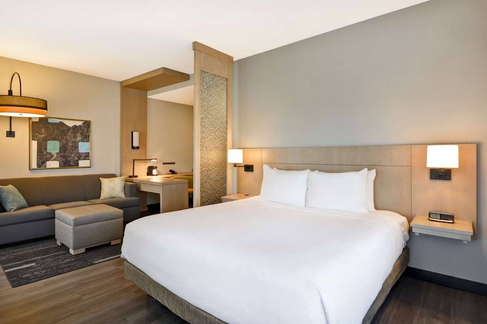 Raisin Hotel | Hyatt Place Fresno