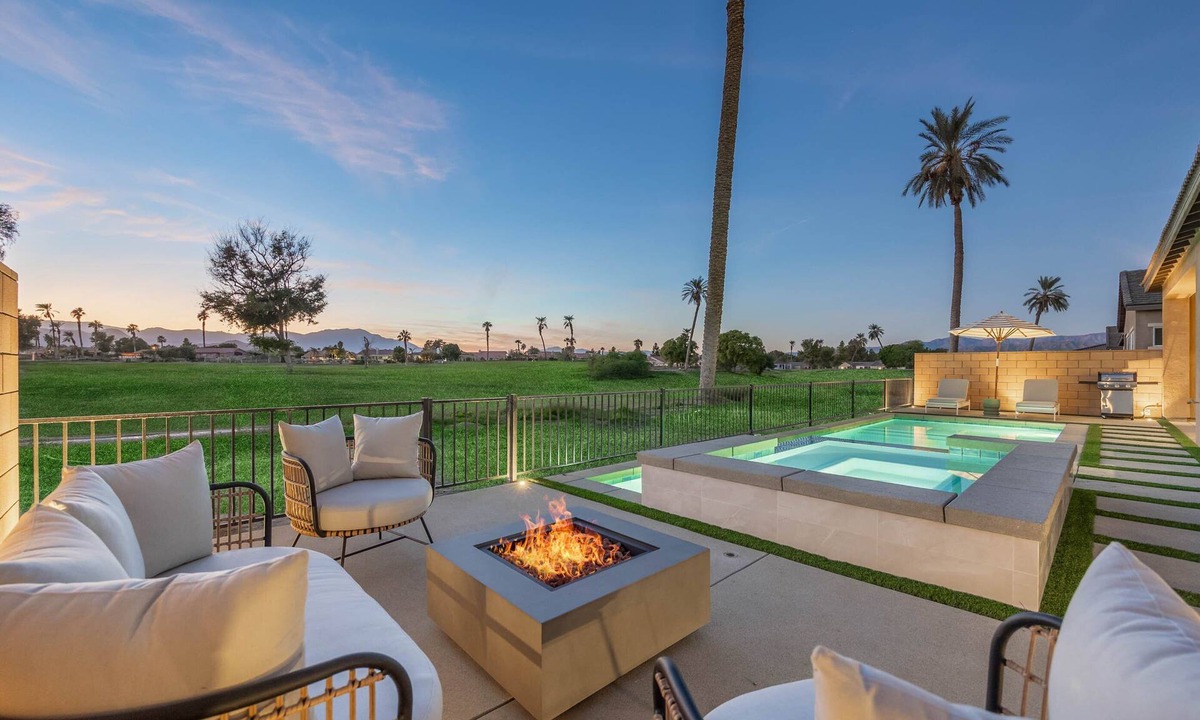 Indio House | Indio Retreat | Pool+Spa+Putting Green & Festivals