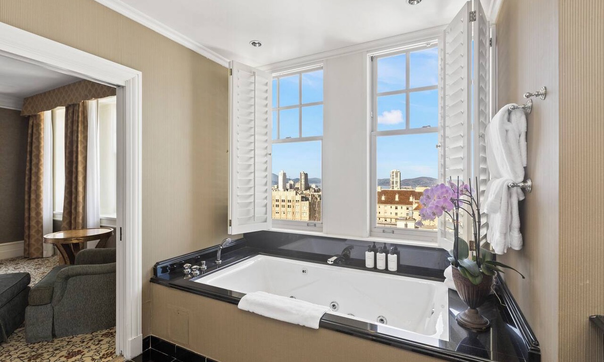 Lower Nob Hill Hotel | InterContinental Mark Hopkins by IHG