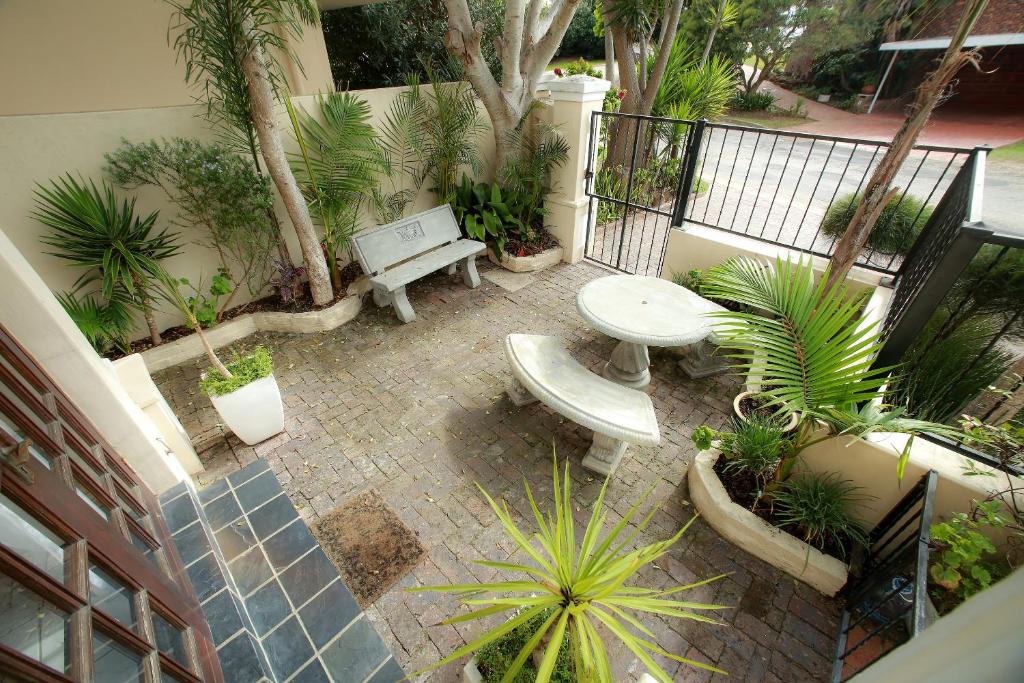 Wavecrest Apartment | J Bay Dreaming