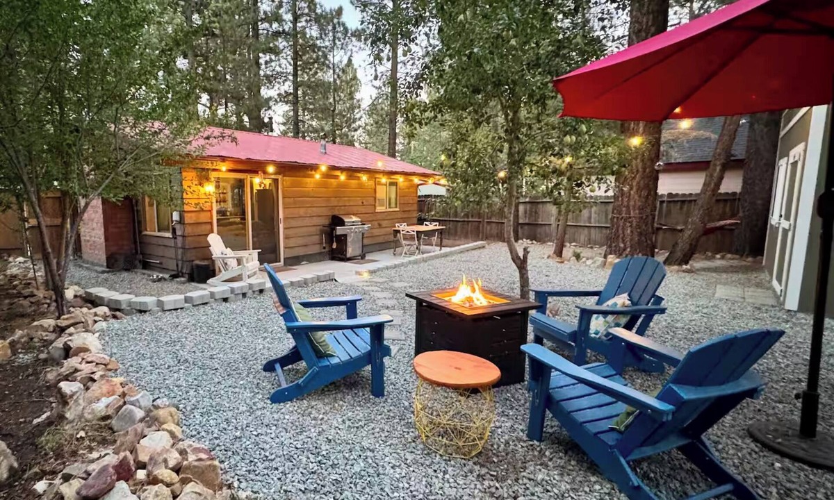 Big Bear Cabin | Jackalope Hideout: Dog-Friendly Cabin with Fireplace, Fenced Yard and Fire Pit