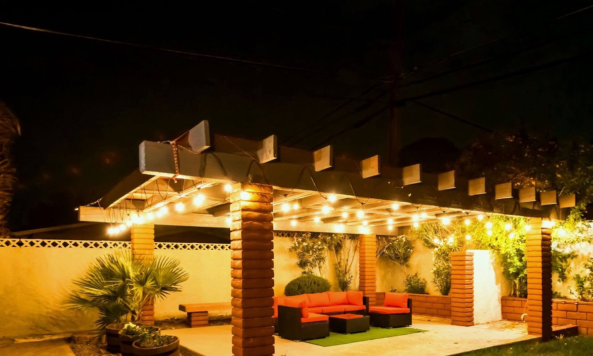 Paradise House | JUST 4 MILES FROM THE STRIP,CONVENTION CENTER AND AIRPORT
