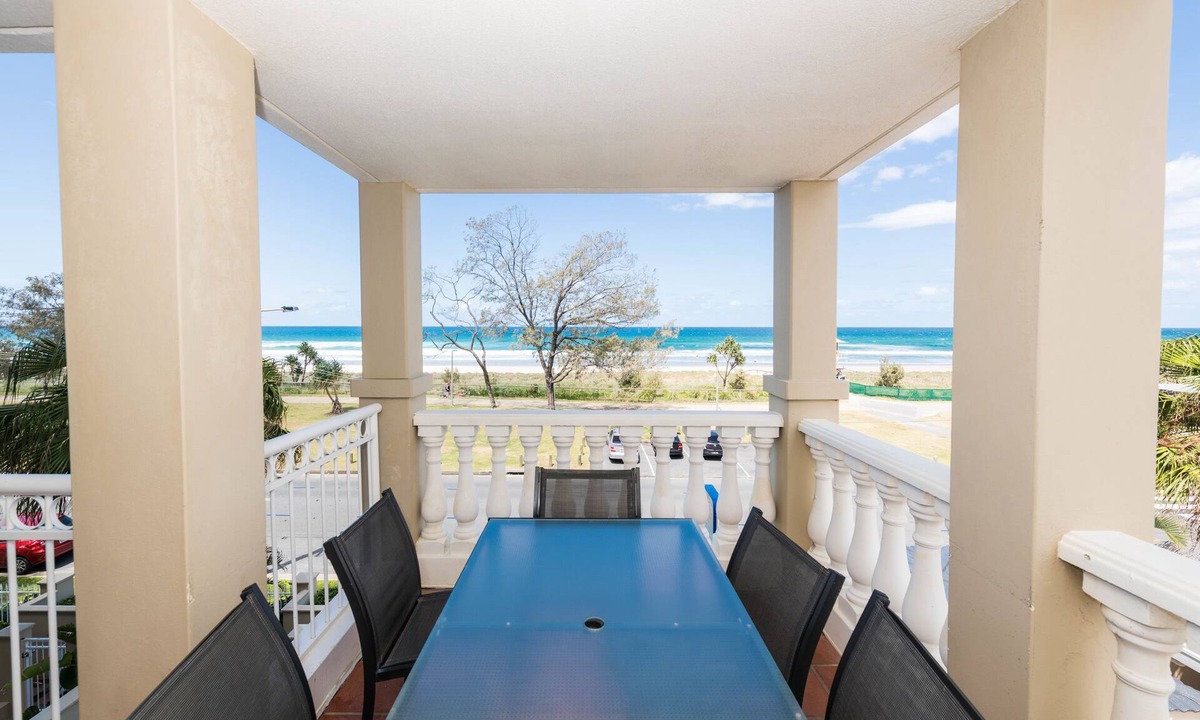 Broadbeach Apartment | La Grande Apartments Broadbeach