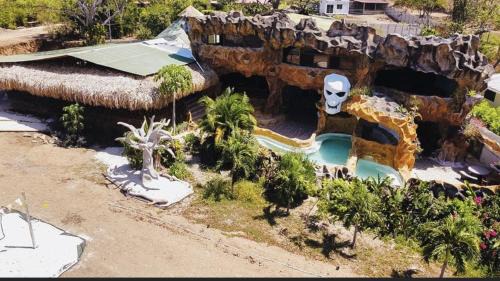 Playa Naranjo Hotel | La Perla Negra Eco Pirate Resort