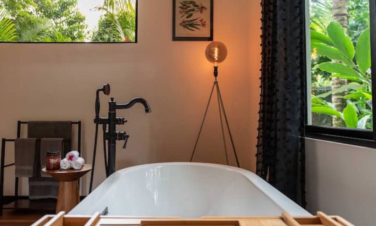 Puerto Viejo de Talamanca Hotel | La Prometida Hotel - King Suite, Medina