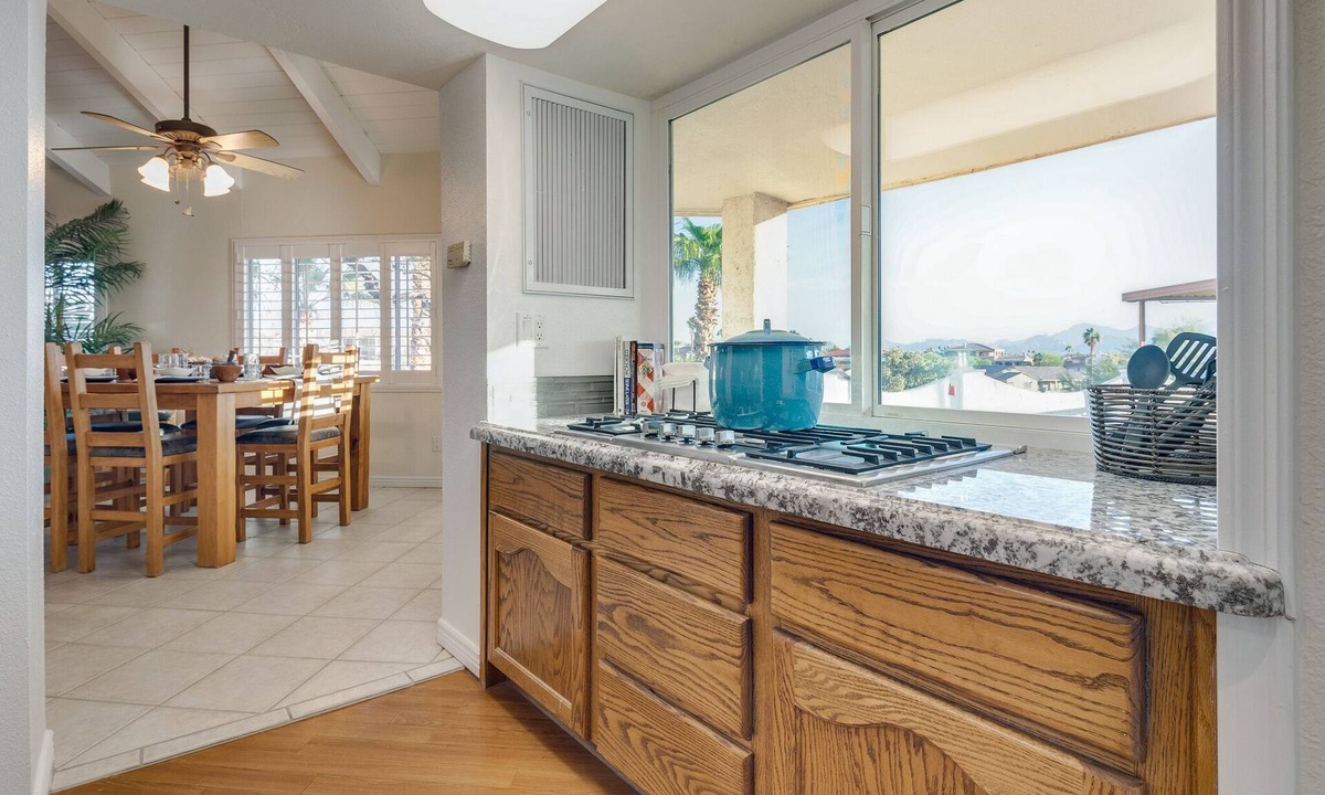 Residential Estates House | Lake Havasu City Sunset Oasis Pool BBQ Games Pets