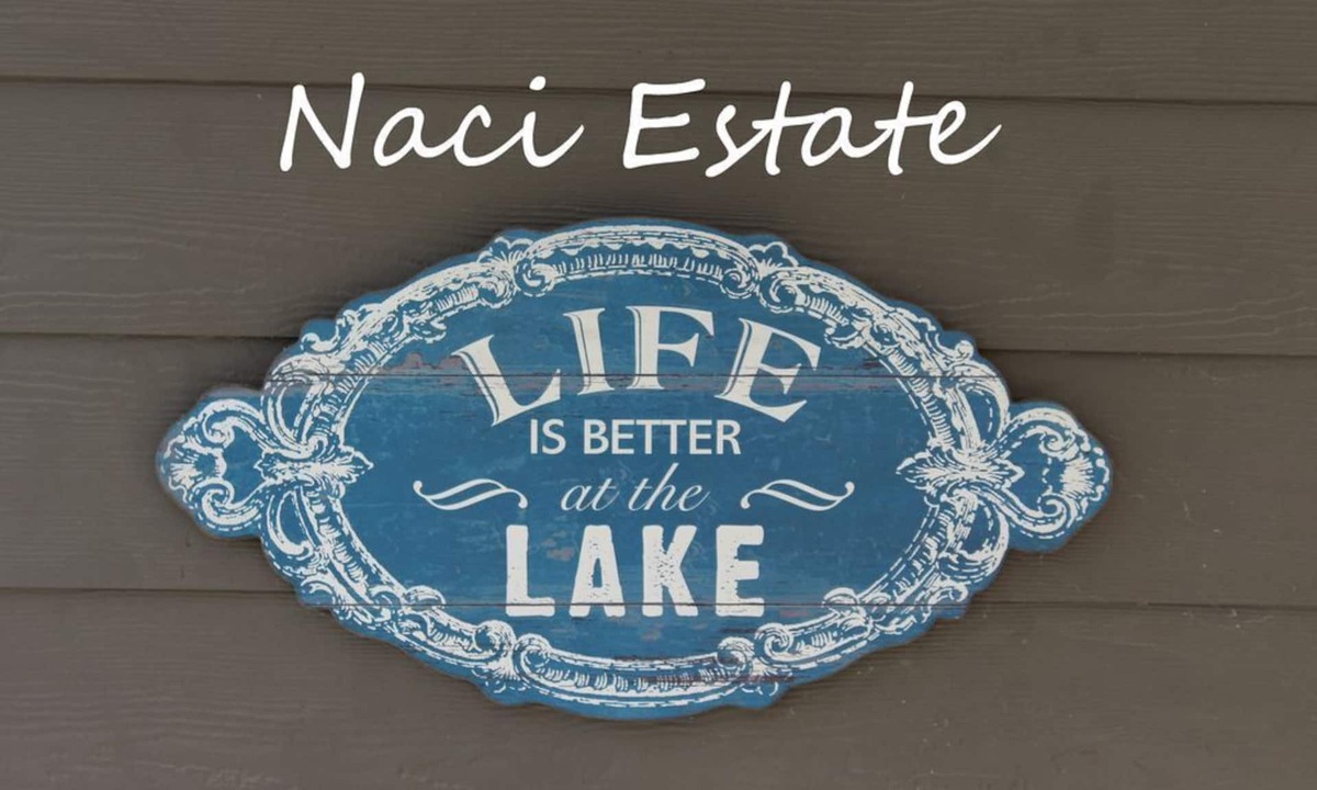 Bradley House | Lake Nacimiento Retreat Near Paso Robles: Views, Stargazing & Space to Unwind
