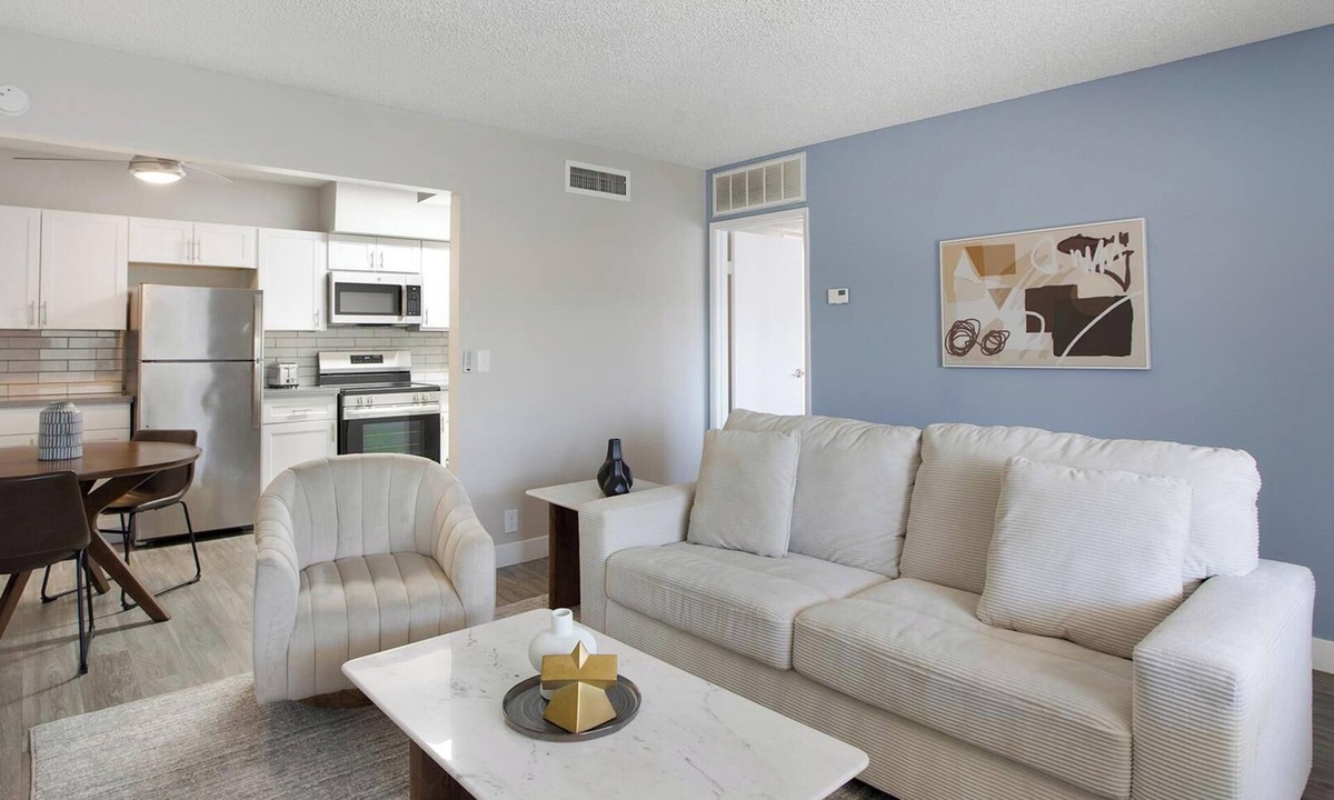 Rancho Oakey Apartment | Landing | Spectacular 1BD, Gym