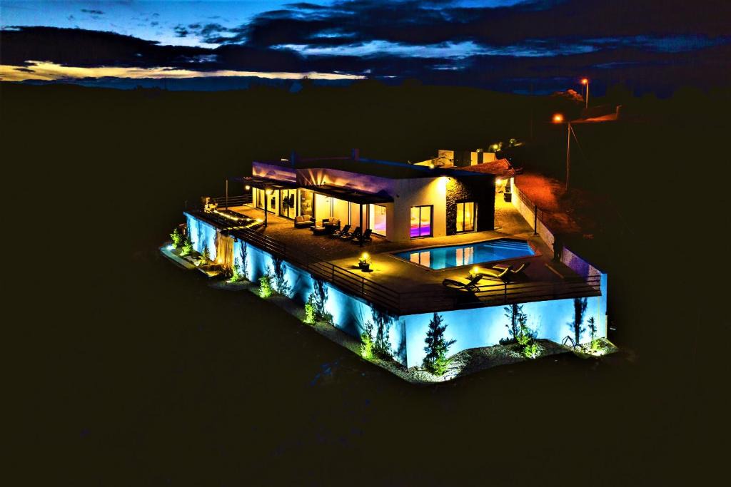 Tavira Villa | Lara's Villa Dream vacation in luxury villa with sea view, surrounded by nature