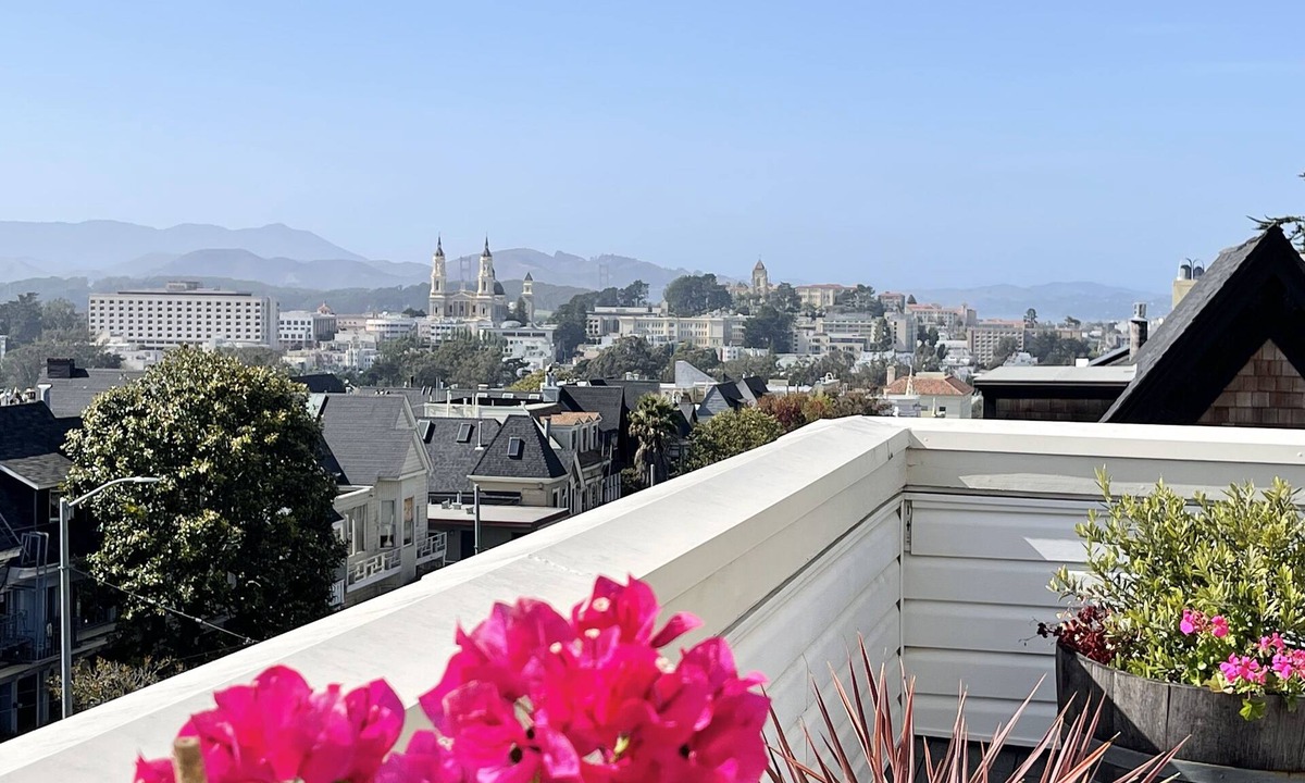 Ashbury Heights House | Large Edwardian House, 5b3ba Ocean View, Patio & Free Parking