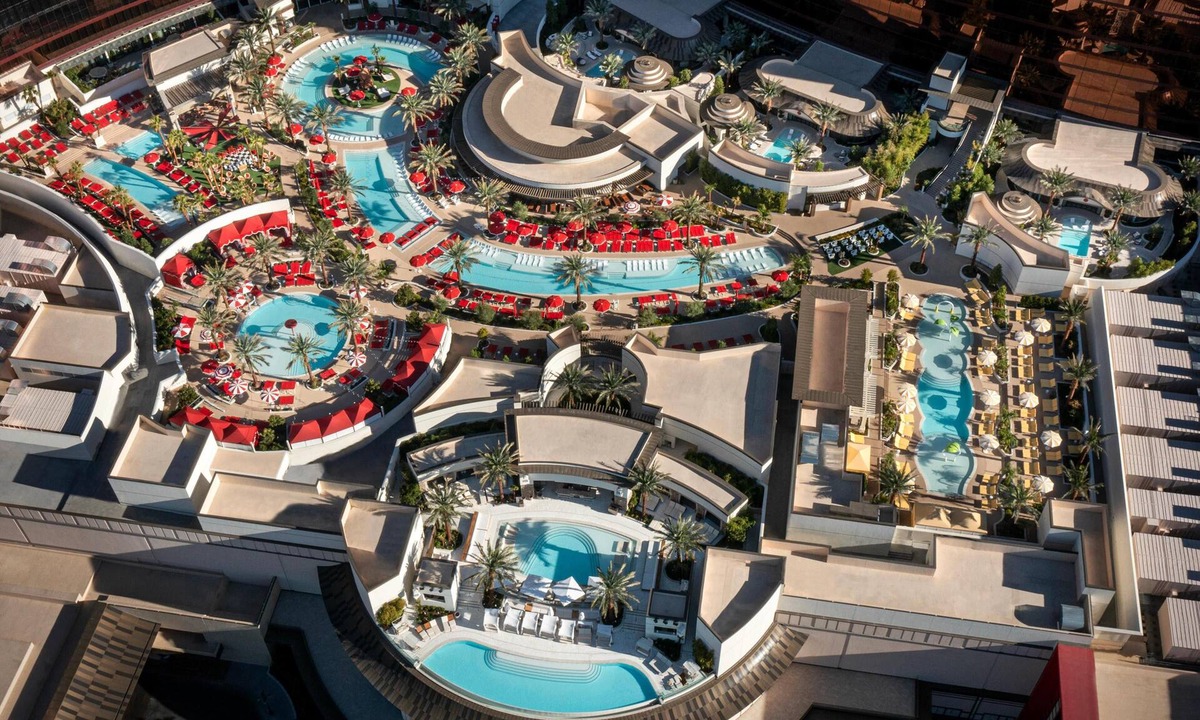 Las Vegas Strip Resort | Las Vegas Hilton at Resorts World