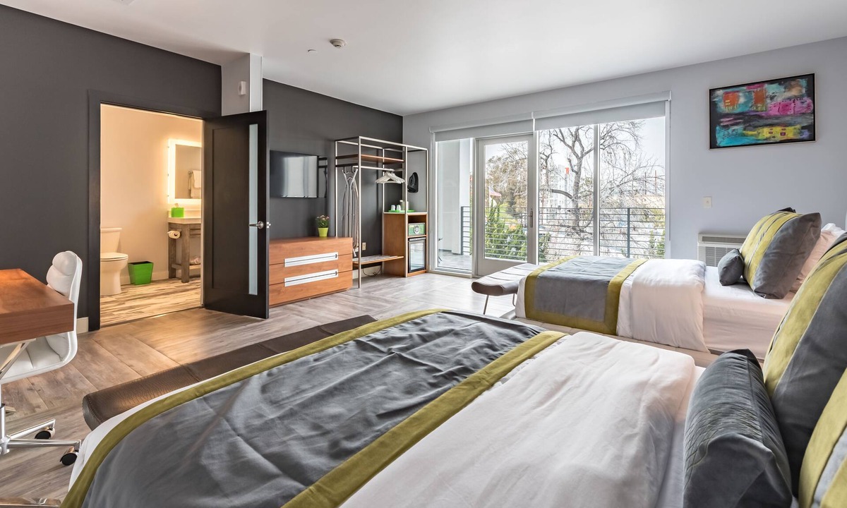 NoHo Arts District Hotel | Lexen Hotel North Hollywood