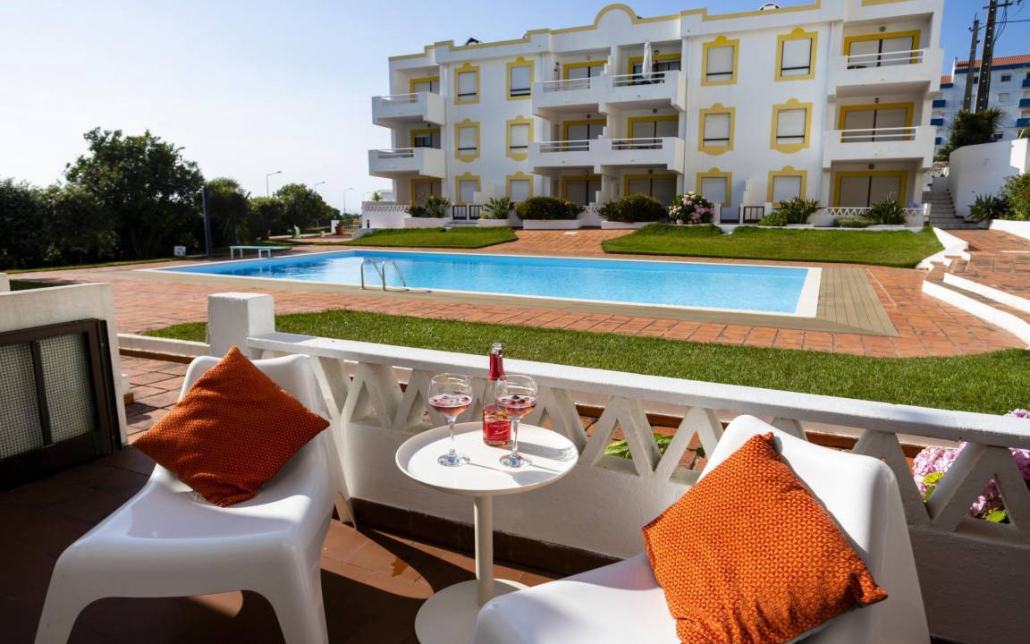 Mafra Apartment | Limipicos Apartment with pool