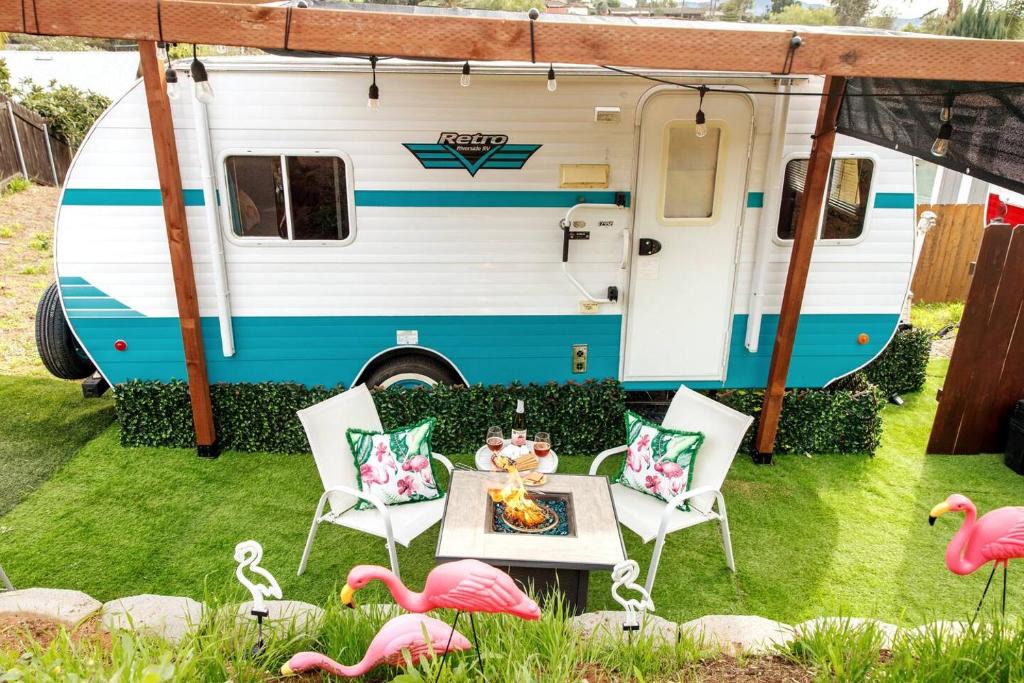 Granite Hills Apartment | Limited-Time Savings at Bettie Blue!