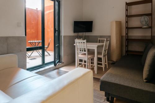 Parque das Nacoes Apartment | Lisbon Tagus River&Terrace Flat