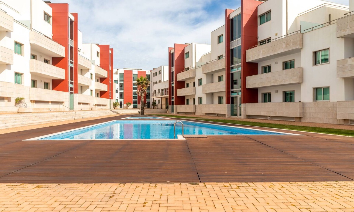 Barra Apartment | Luxo Apartment in Condominium dated with Pool