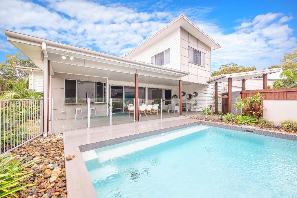 Woorim House | Luxurious Beachside Retreat