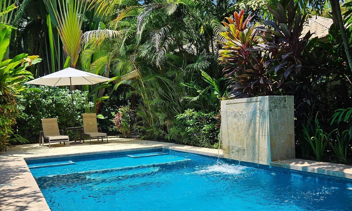 Uvita Villa | Luxurious tropical Villa closest to National Park🌊Pool&Oasis🌺 Beach walking👣