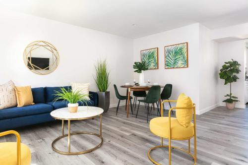 Citrus Grove Apartment | Luxury 2BR Apartment Great Area with Parking