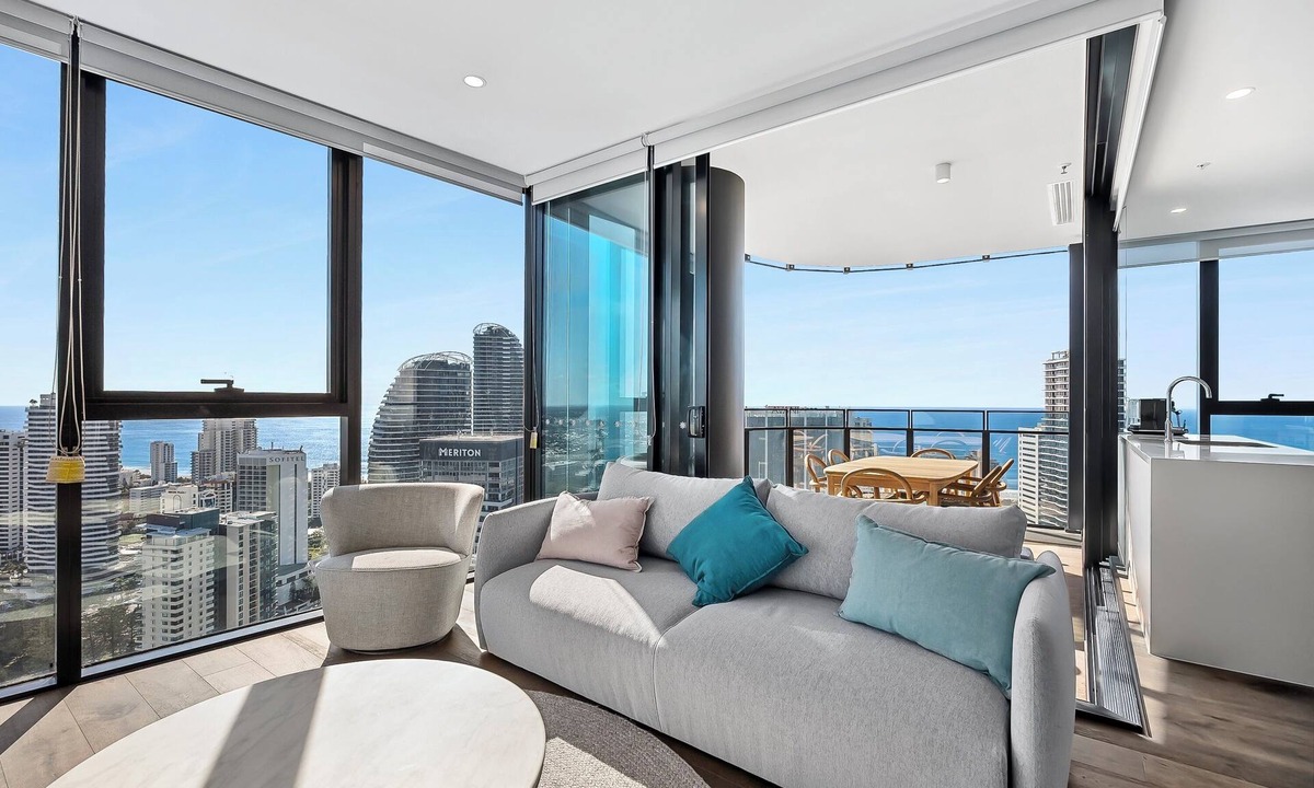 Broadbeach Apartment | Luxury 3 bedroom apartment at Casino